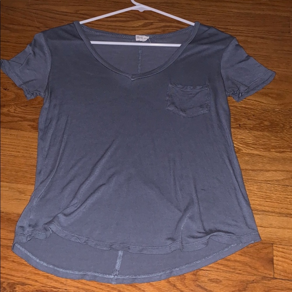 Full Tilt blue V-neck